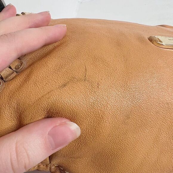 Michael Kors y2k Vintage ID Chain Hobo Bag Tan Light Brown Shoulder Bag - Picture 12 of 13